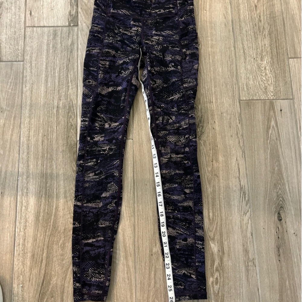 Lululemon set - Picture 4 of 10